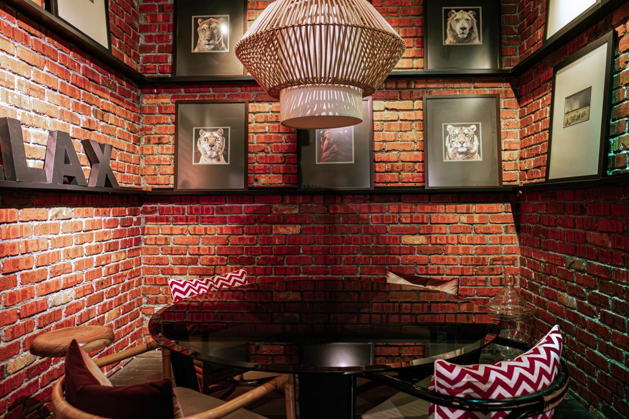 איפוה M Boutique Hotel מראה חיצוני תמונה