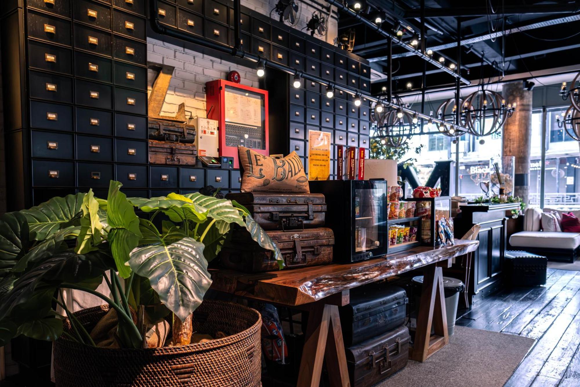 איפוה M Boutique Hotel מראה חיצוני תמונה